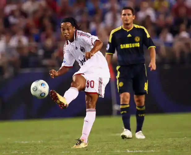 现在他们面 现在他们面