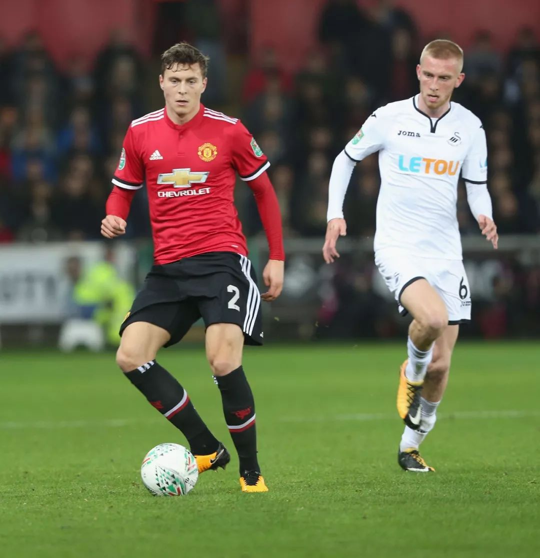 他幫助皇家 他幫助皇家